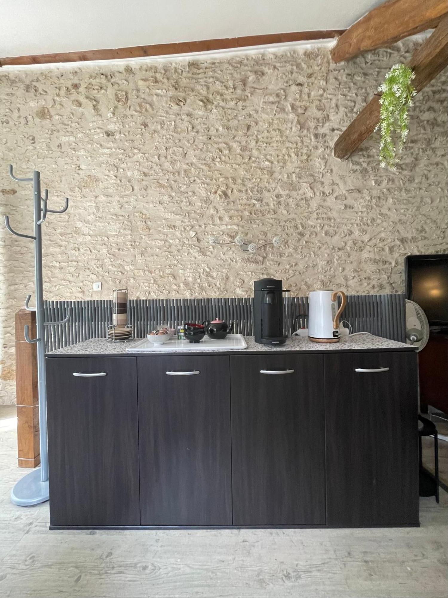 Beynes  Maison Bleue المظهر الخارجي الصورة