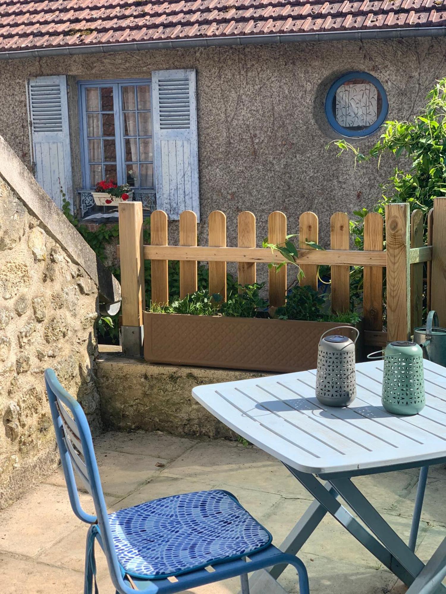 Beynes  Maison Bleue المظهر الخارجي الصورة
